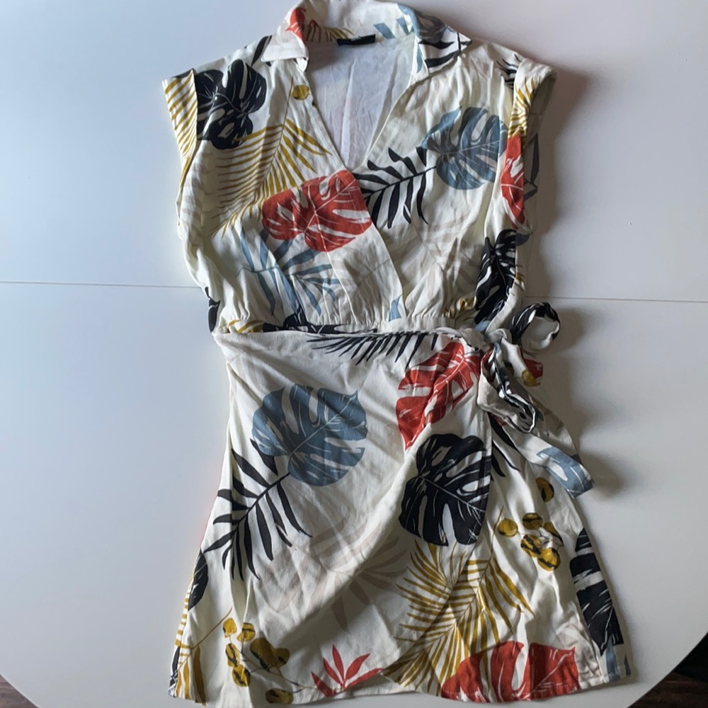 VICI tropical wrap dress